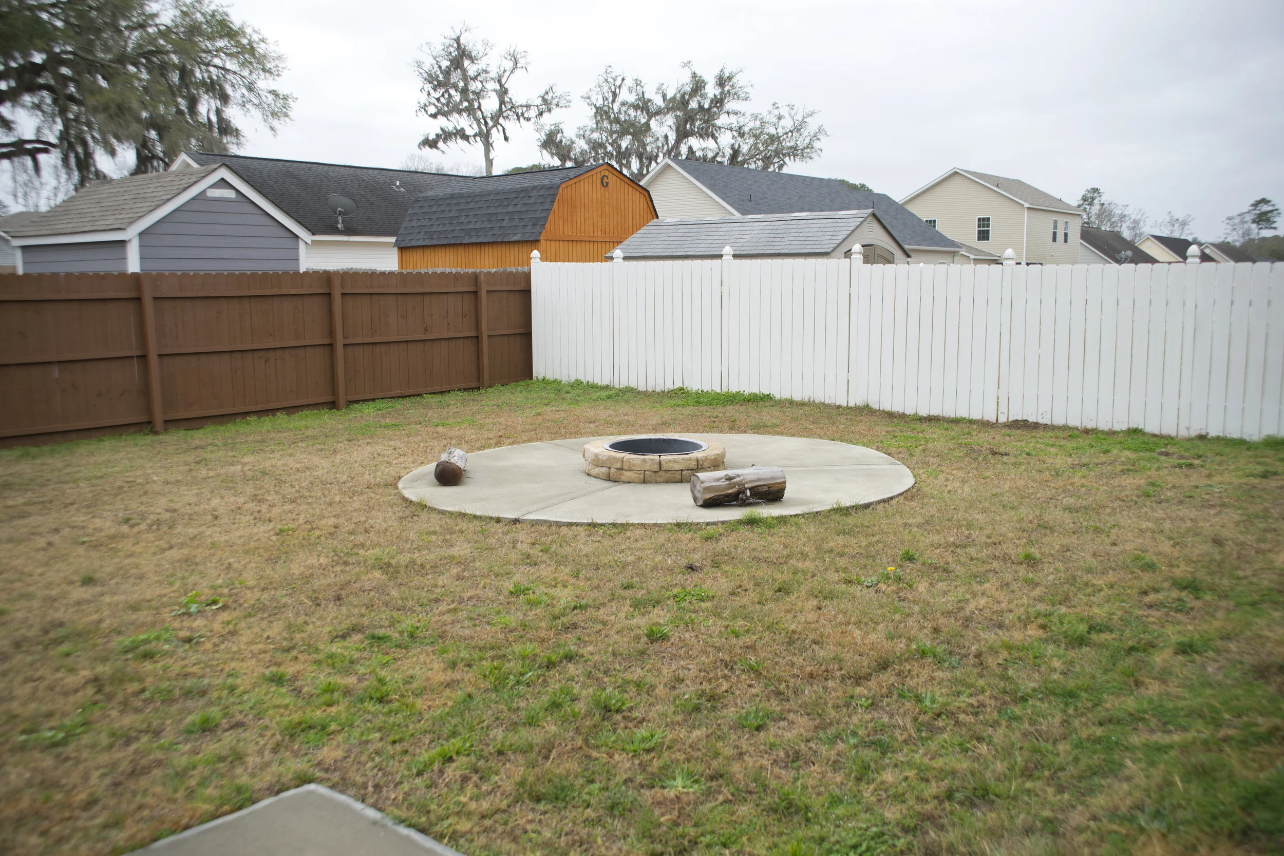 Firepit.jpg