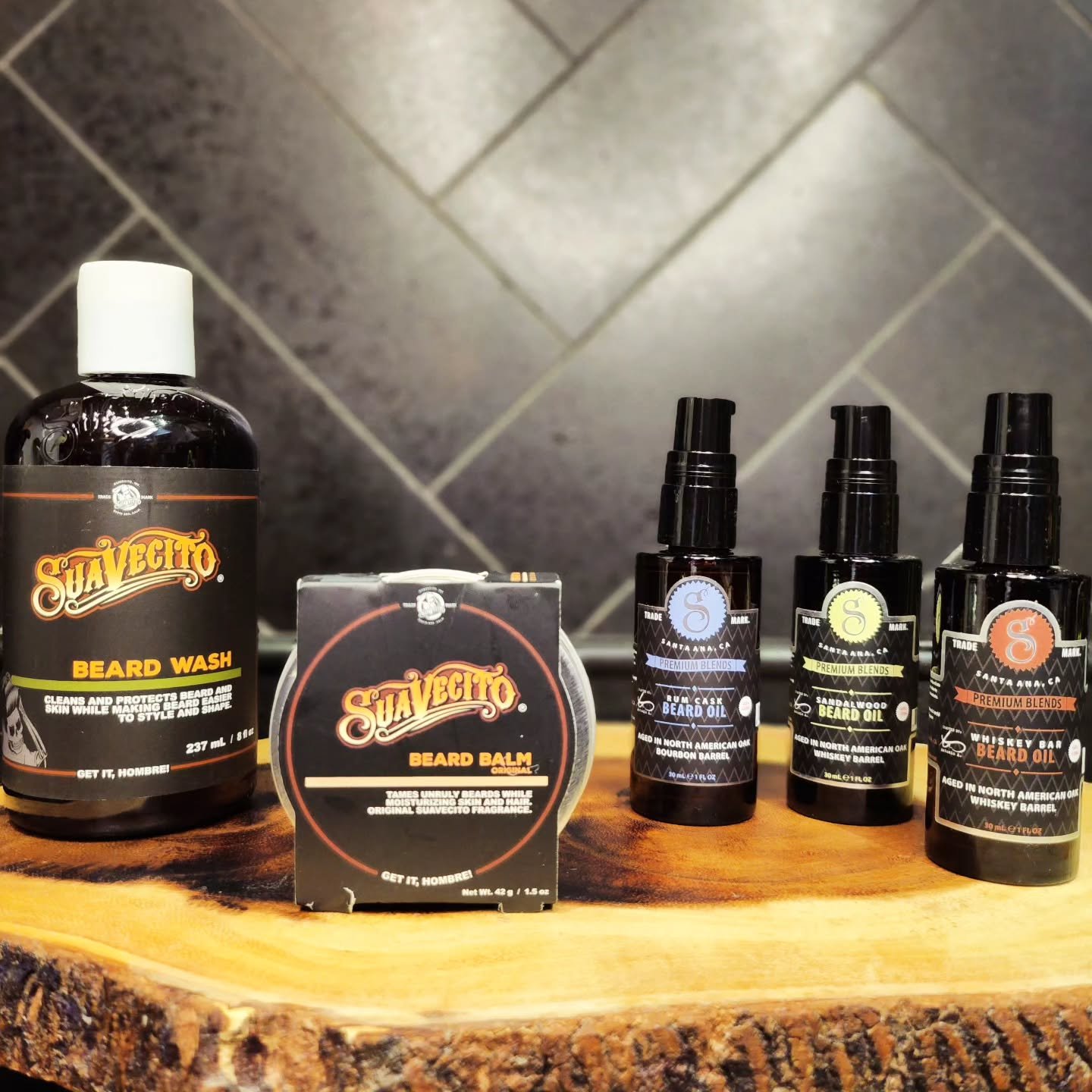 📢 NOW AVAILABLE!!!
@suavecitopomade beard line!... because beard care matters 🧔🧔🏿&zwj;♂️🧔🏼&zwj;♂️🤌🏽💈