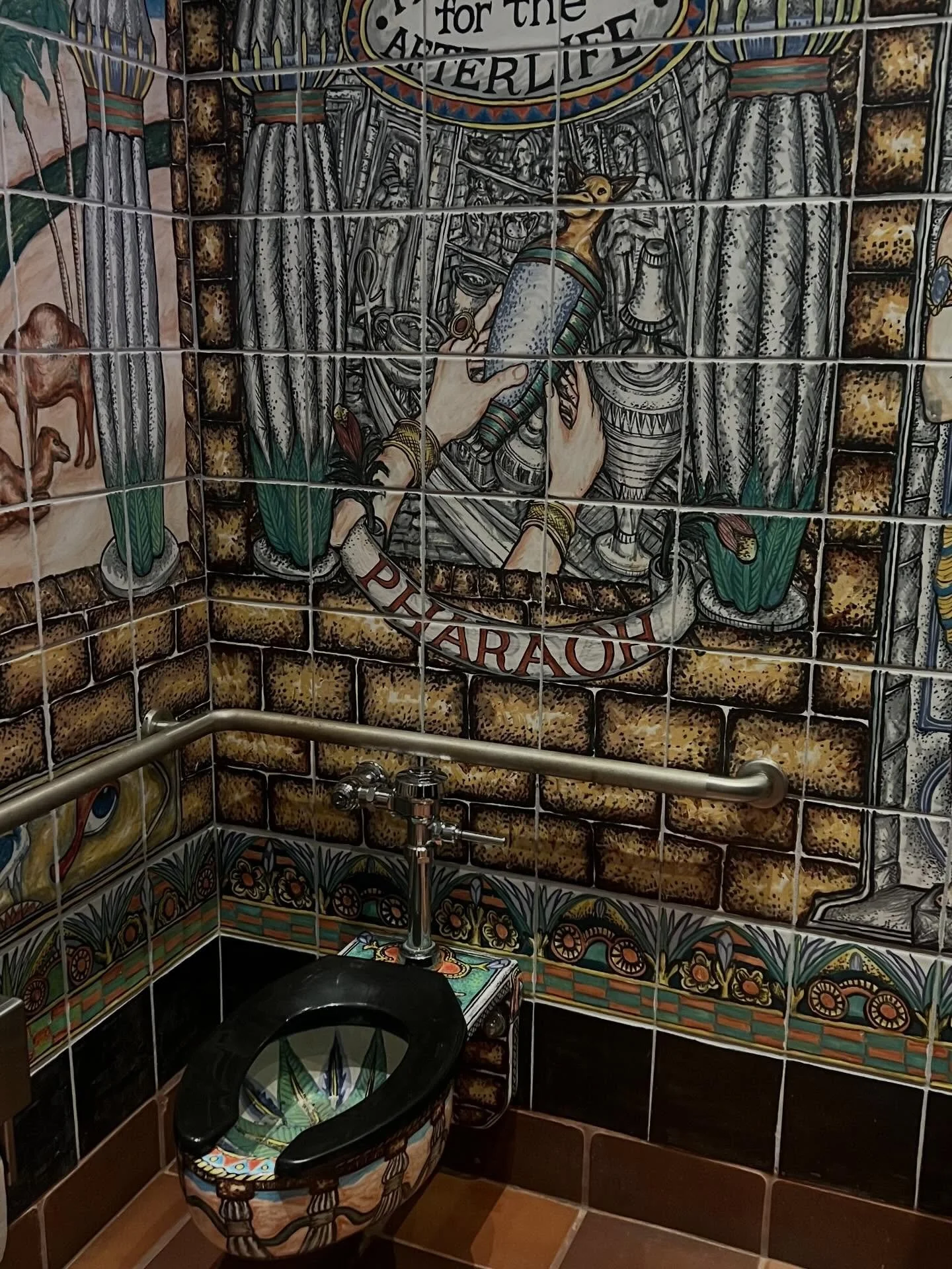 Best bathroom break in the Midwest!  @jmkac 
Work made at the Koehler Arts and industry fellowship program. 
Not your typical toilet&hellip;.
#bathroomart