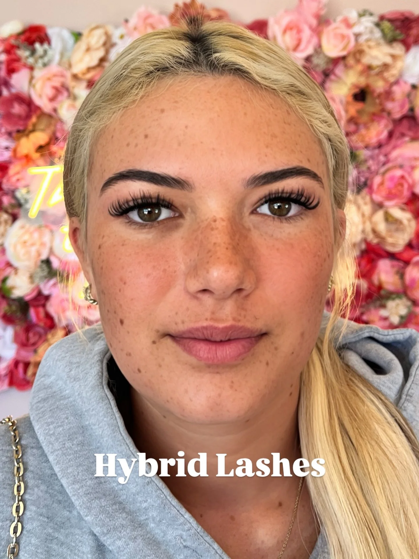 iGlam Girls just keep getting prettier 😍
&hellip; being an iGlam Girl is a lifestyle of looking good and feeling our best. Want in? Join the club and click the link in our bio 😘😘
.
.
.
.
.
#jaxlashes #jaxlashstylist #jaxbrows #904lashes #904brows