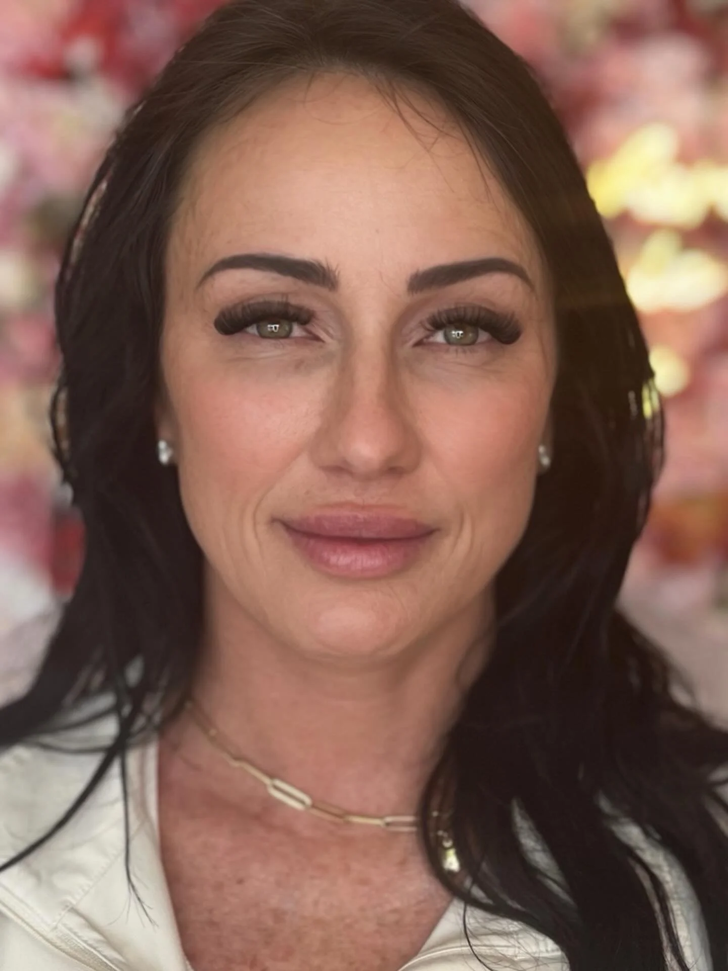 Happy Monday iGlam Girls! Here&rsquo;s a round up of a few of our fave lash and brow looks from last week!
.
From Lash lifts and Classic Lashes to Mega Volume and Brow Lamis, it&rsquo;s all for the love of looking effortlessly stunning every day of t