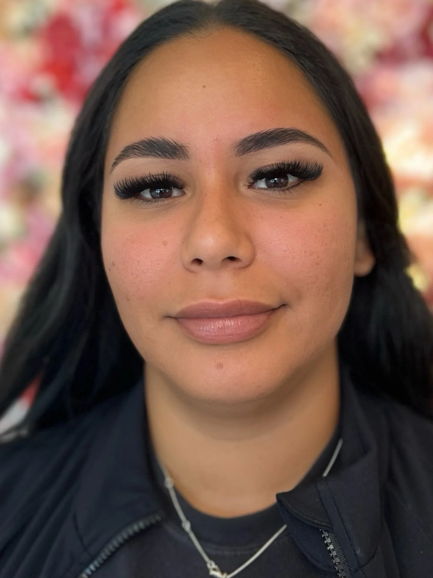 Swipe through this post for one good reason to book an appointment with us!
Then click the link in our bio and thank us later! 😉😘
.
.
.
.
.
.
#iglamlab #jaxlashes #jaxbrows #904lashes #904brows