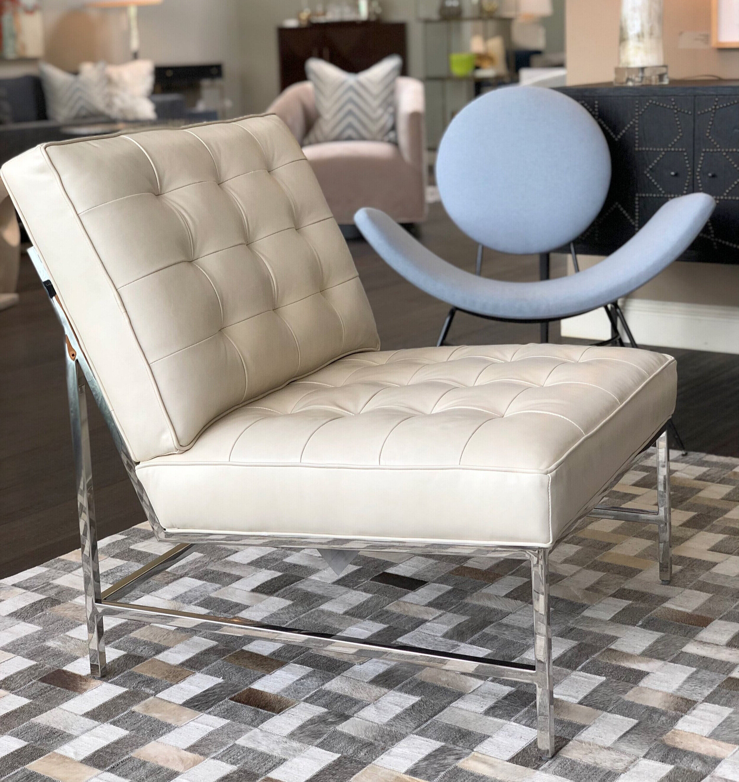 Major Leather Armless Chair