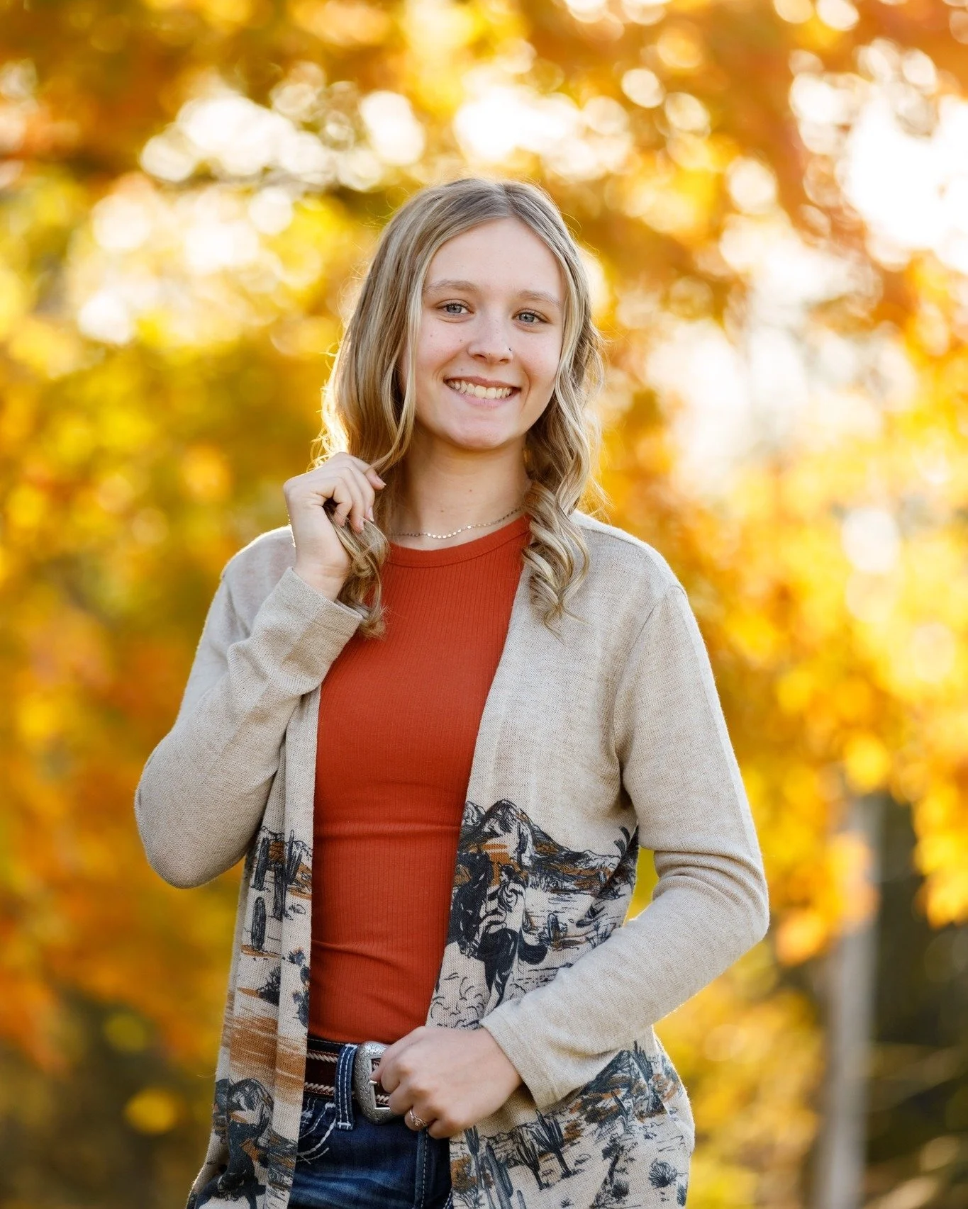 Did you know, senior sessions dont have to just be one day?
When booking your senior experience you can opt in for come back sessions. These are mini sessions that can be scheduled in other season or at the school or doing another activity on top of 