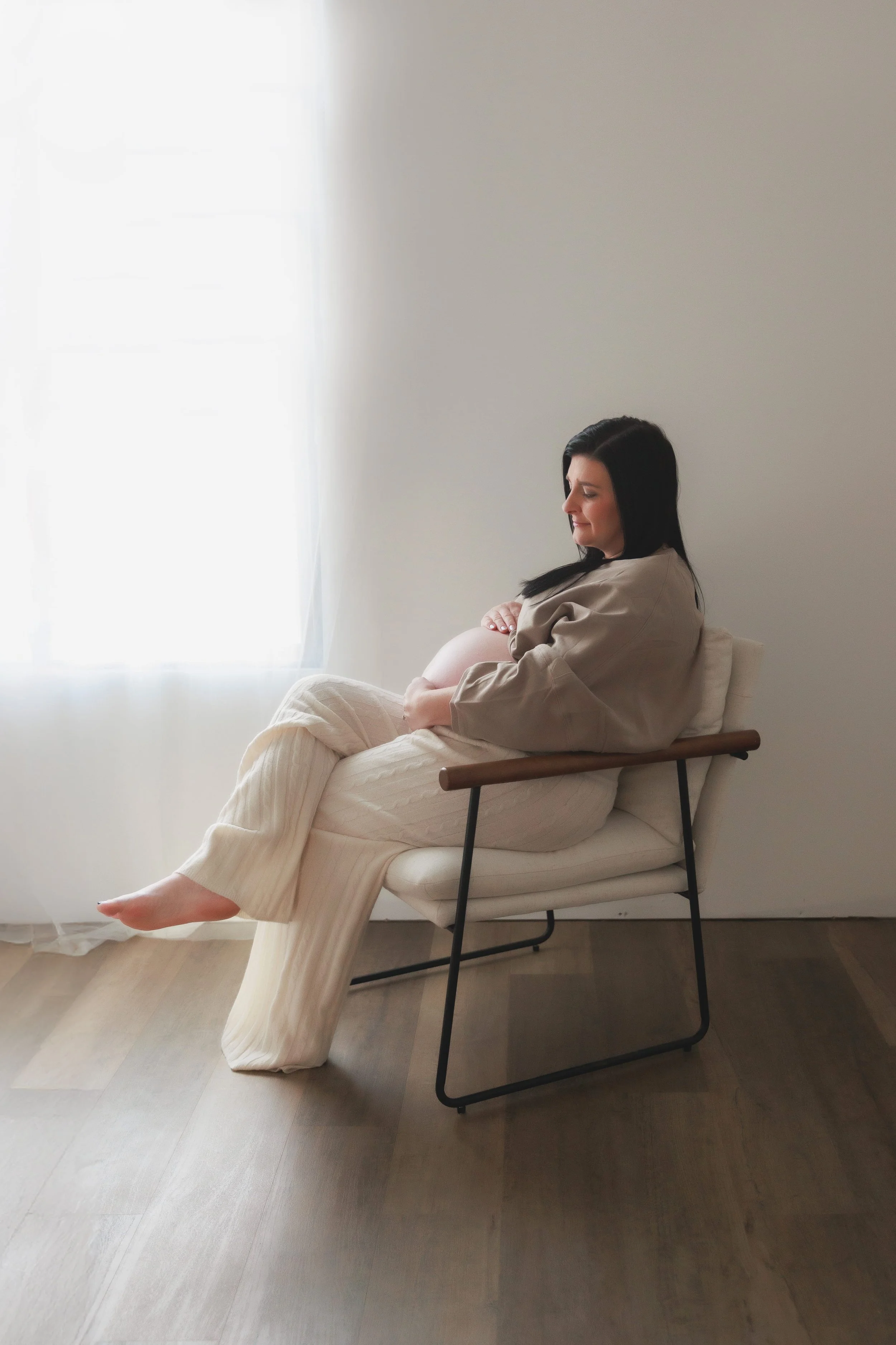 studio maternity photos cameron mo