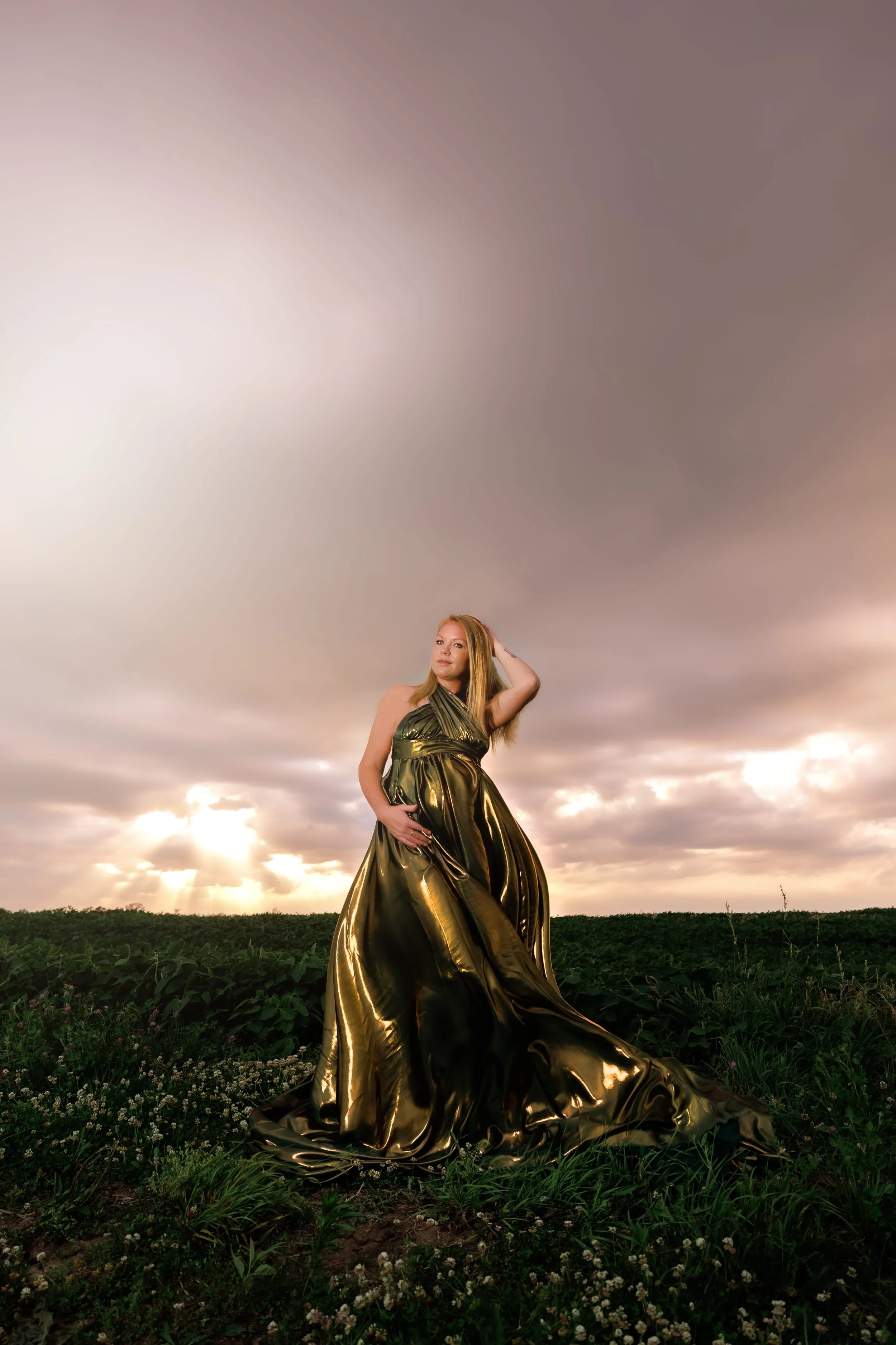 maternity photos in a glamorous dress