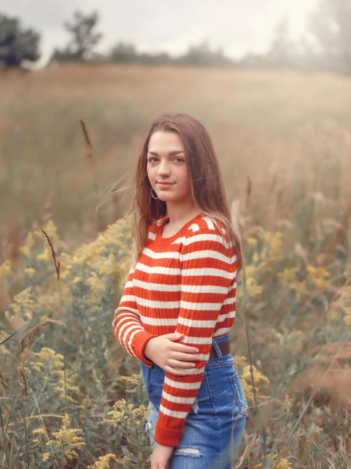 #seniorsunday 

Let's talk outfits!

I send out a styling guide and help all my clients with outfit choices. It's super important to feel great in the outfits you choose for your photos. Also location plays a big part in clothing choices. 

When the 