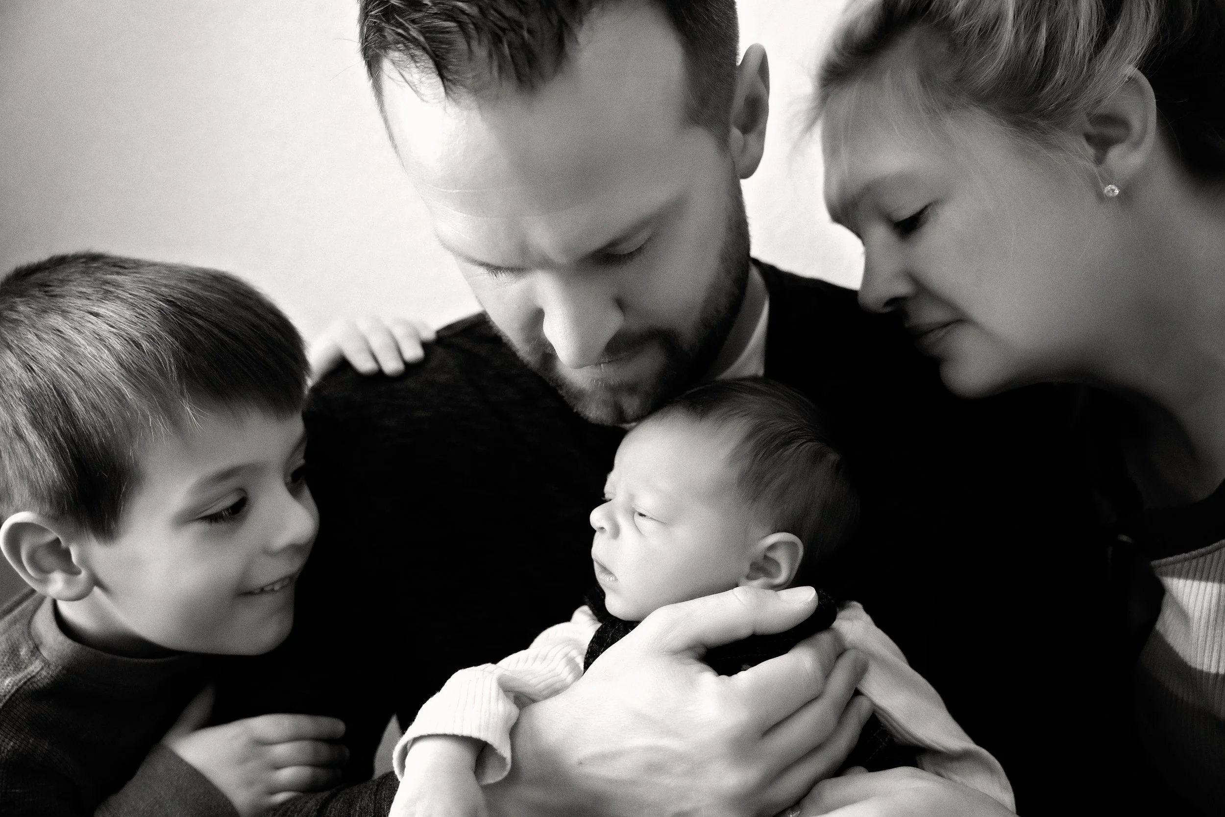 newborn and family photos st joseph mo