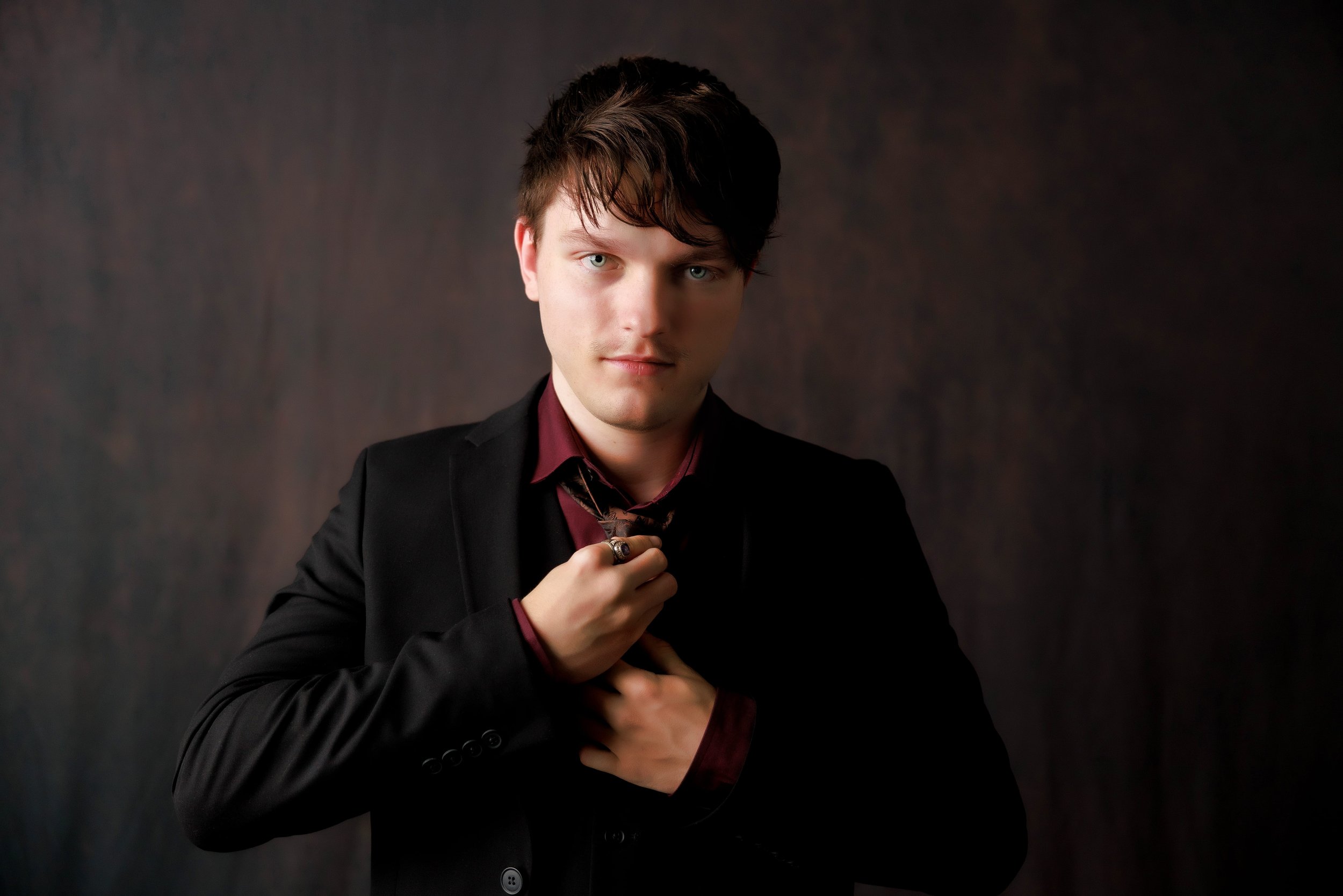 graduation photos and senior portraits