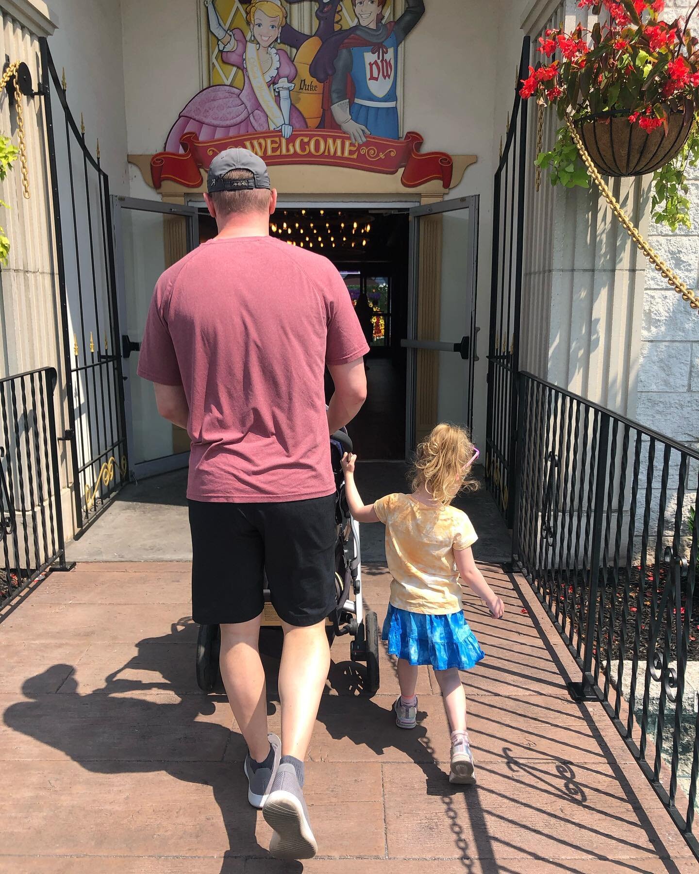 We spent our Father&rsquo;s Day riding the rides, eating ice cream, and having a blast at @dutchwonderland! 

Delaney rode her first roller coaster 🎢 and loved it! Avery only wanted to ride in a blue car 🚙 and managed to miss out on every ride but 