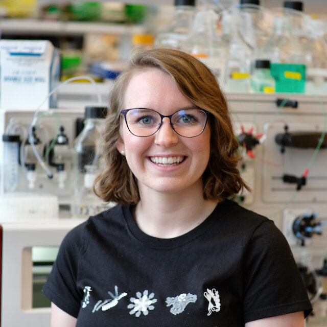 Sophie&nbsp;Moggridge, Villén Lab