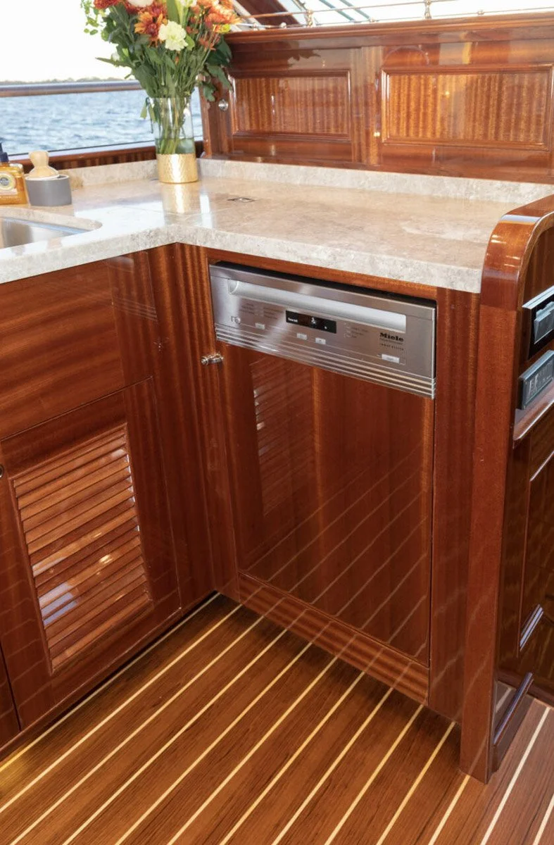 Galley-Detail_7235-crop-©-Jim-Raycroft-839x1280.jpg