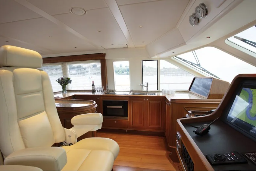 HUNT YACHTS 76 FB Innes-McGowan-_42A4343.jpg