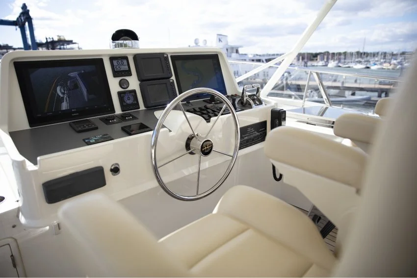 HUNT YACHTS 76 FB Innes-McGowan-_42A4565.jpg