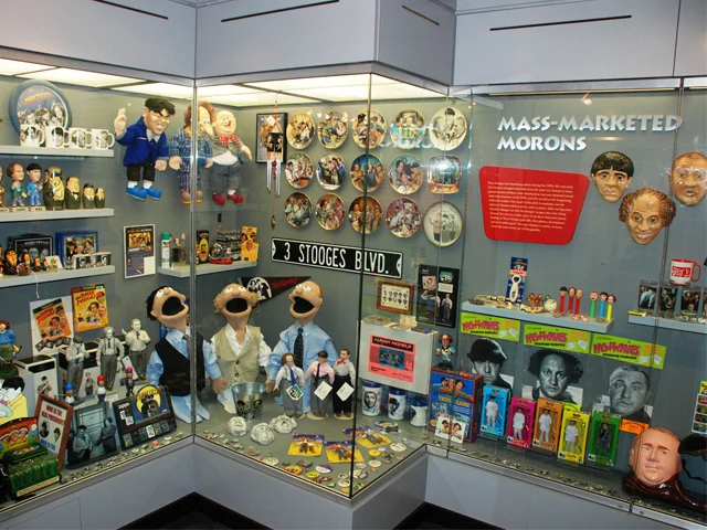 stoogeum_exhibit_small.jpg