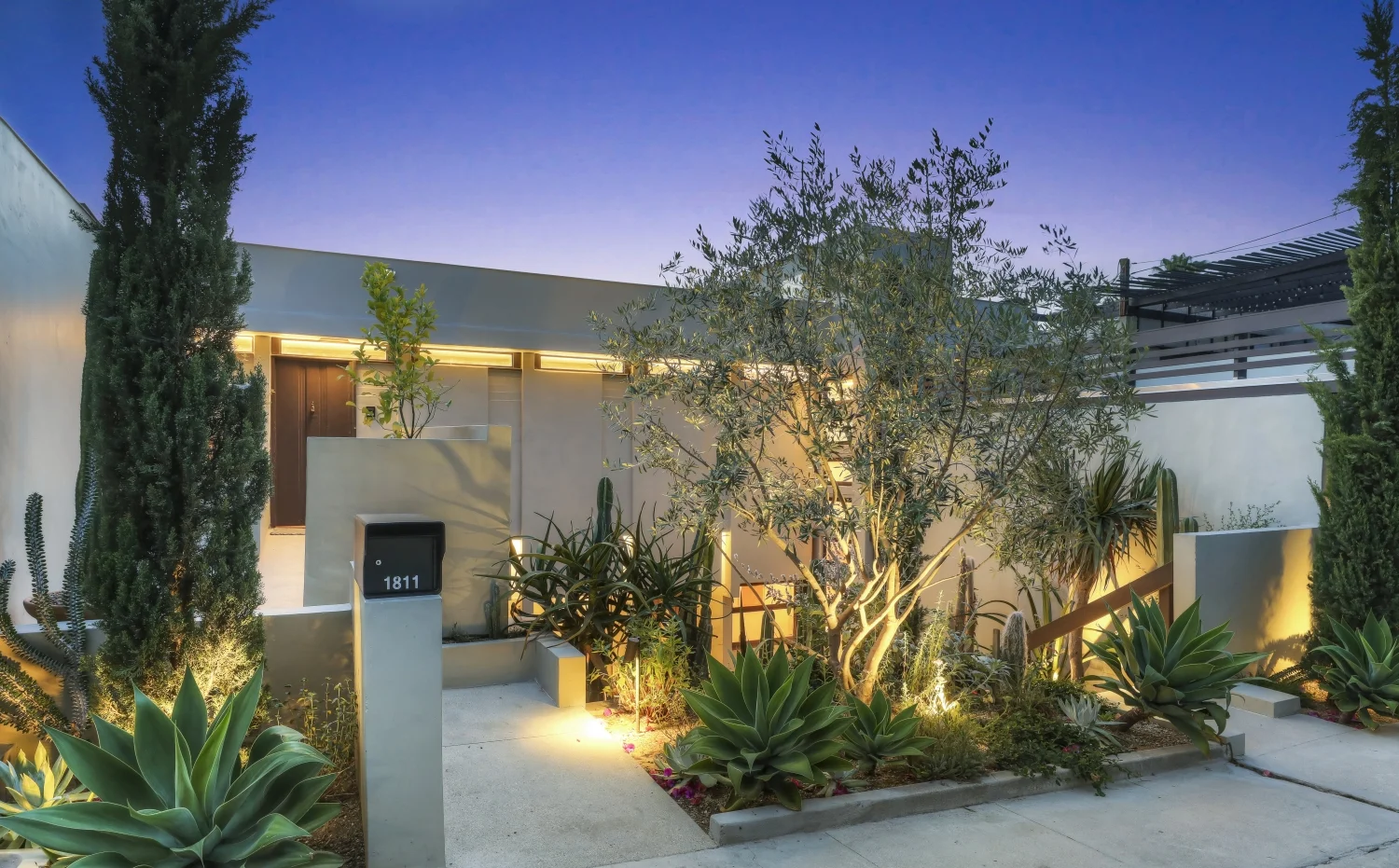 Entryway to the Penthouse at Manola Court.