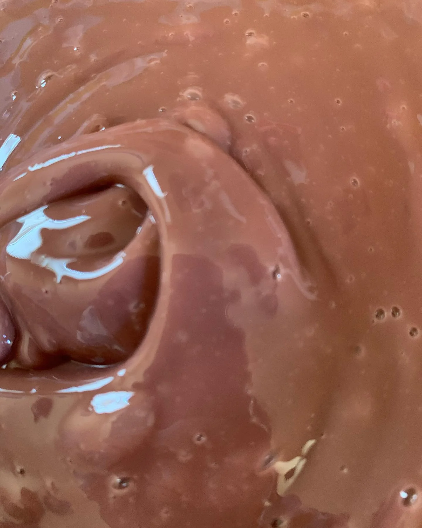 All lipglosses made by Glossy and Bossy are:
- All natural
- Cruelty Free 
- Uniquely flavored 
- Sooo smooth 
🤎