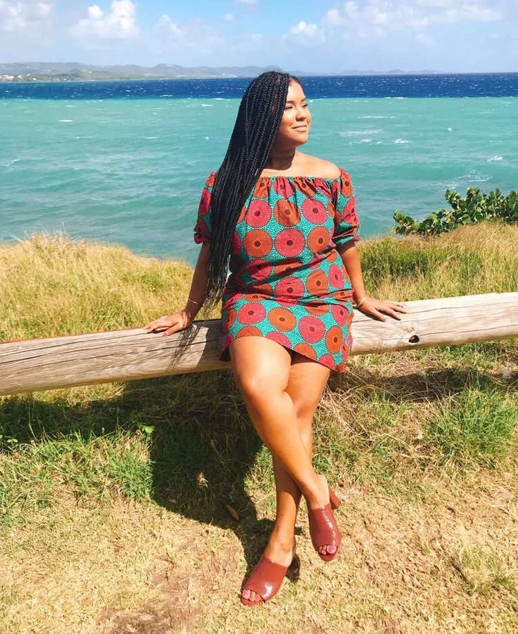 SHOMARI MAYNARD - CURRICULUM SUPPORT COORDINATOR Shomari was born in New Jersey and raised in California, U.S.A. She earned a Bachelor’s degree in International Relations with minors in African Diaspora Studies and Spanish & Spanish American Studies from Mills College in Oakland, California in 2015. In 2016 Shomari served as a Fulbright English Teaching Assistant at FURG in Rio Grande do Sul, Brazil. Prior to that, she was a Global Leadership Fellow and English coach for U.S.-Brazil Connect, serving technical high school students in Piauí, Brazil. Most recently she has worked in the philanthropic sector supporting work in African education. During her undergraduate career she studied abroad in Ecuador, Hong Kong, and Ghana, and has traveled to a host of other countries.