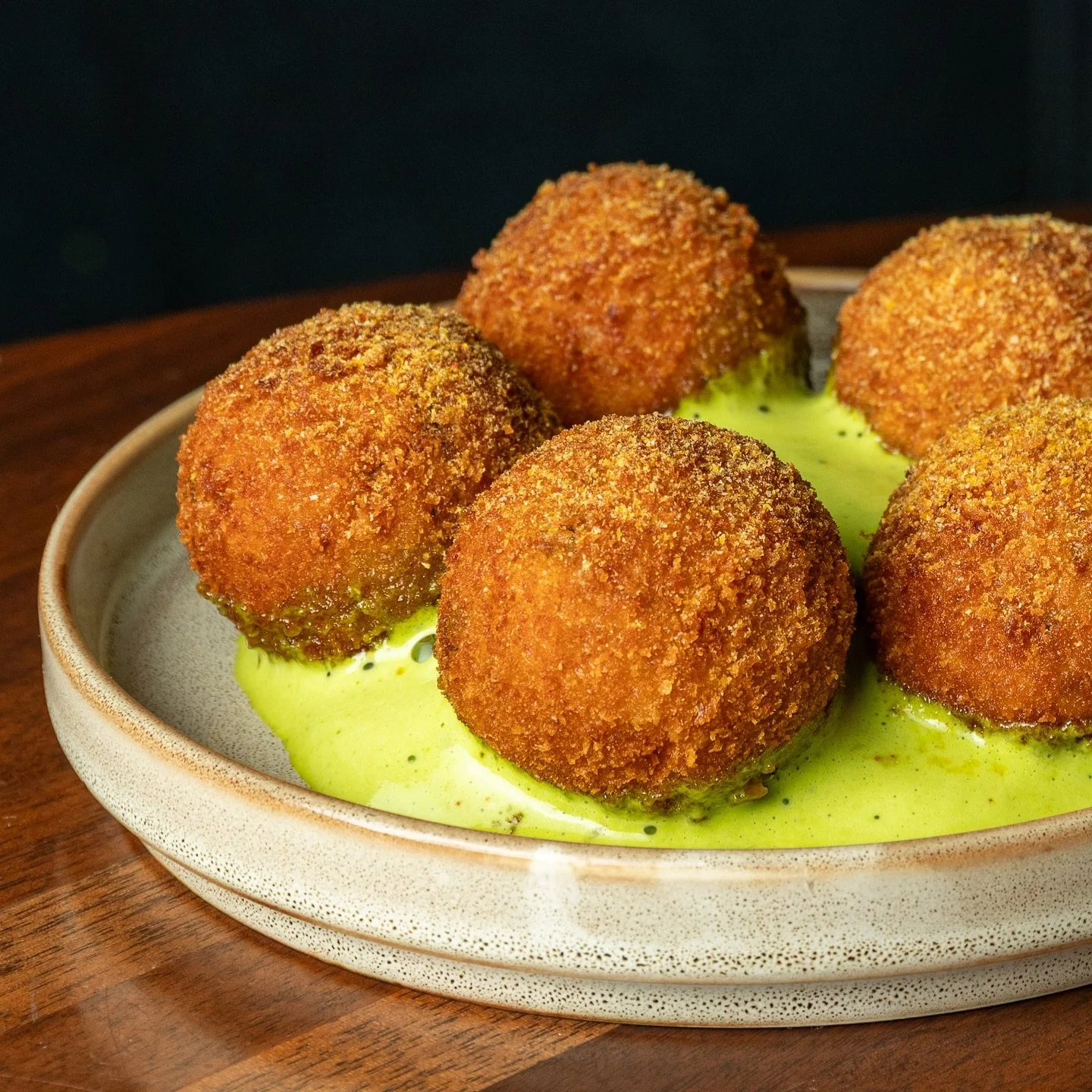 Summer in every bite 🌽🌿 Corn &amp; Truffle Arancini &bull; sweet corn, marash pepper, basil crema, fior di latte