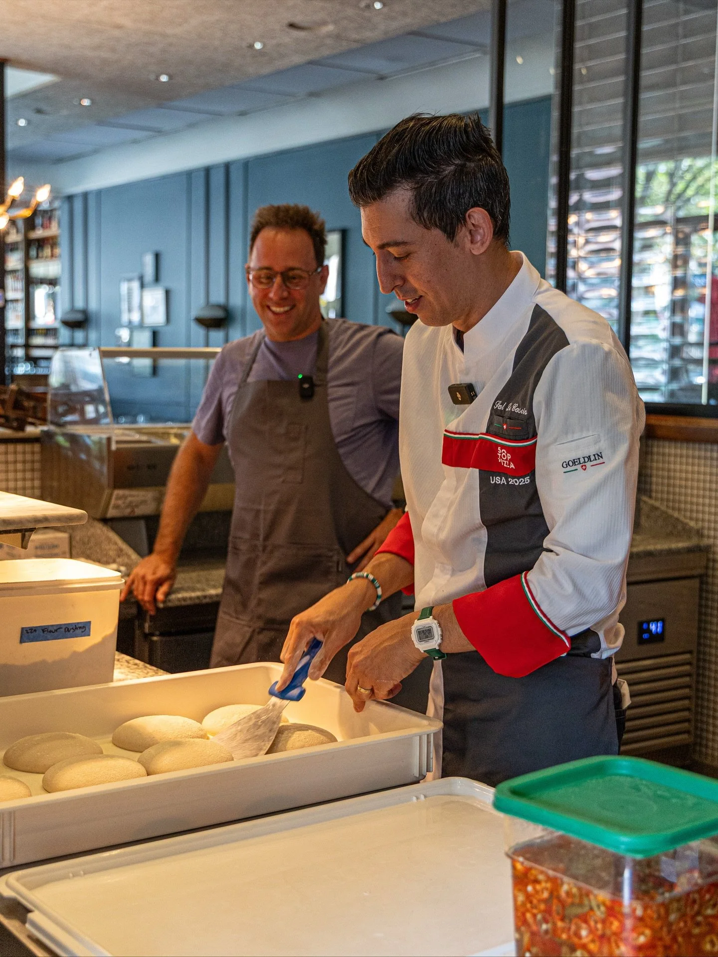 Rainy Sundays = ๐
Meet The Basilicata, our October collab pie with Chef @leewolen of @bokarestaurantgroup — DOP fior di latte, pickled peppers, Italian sausage, Jimmy Nardello peppers, pecorino & wild arugula.
Available all month. A porti