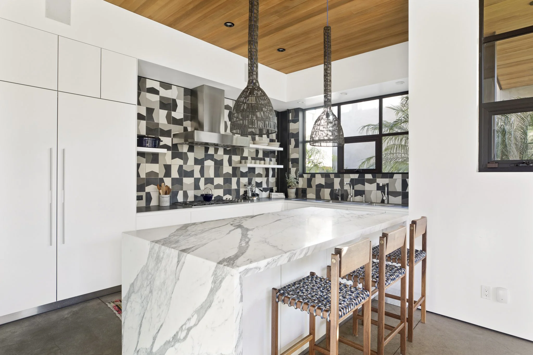 1621 Crescent Place_019.jpg