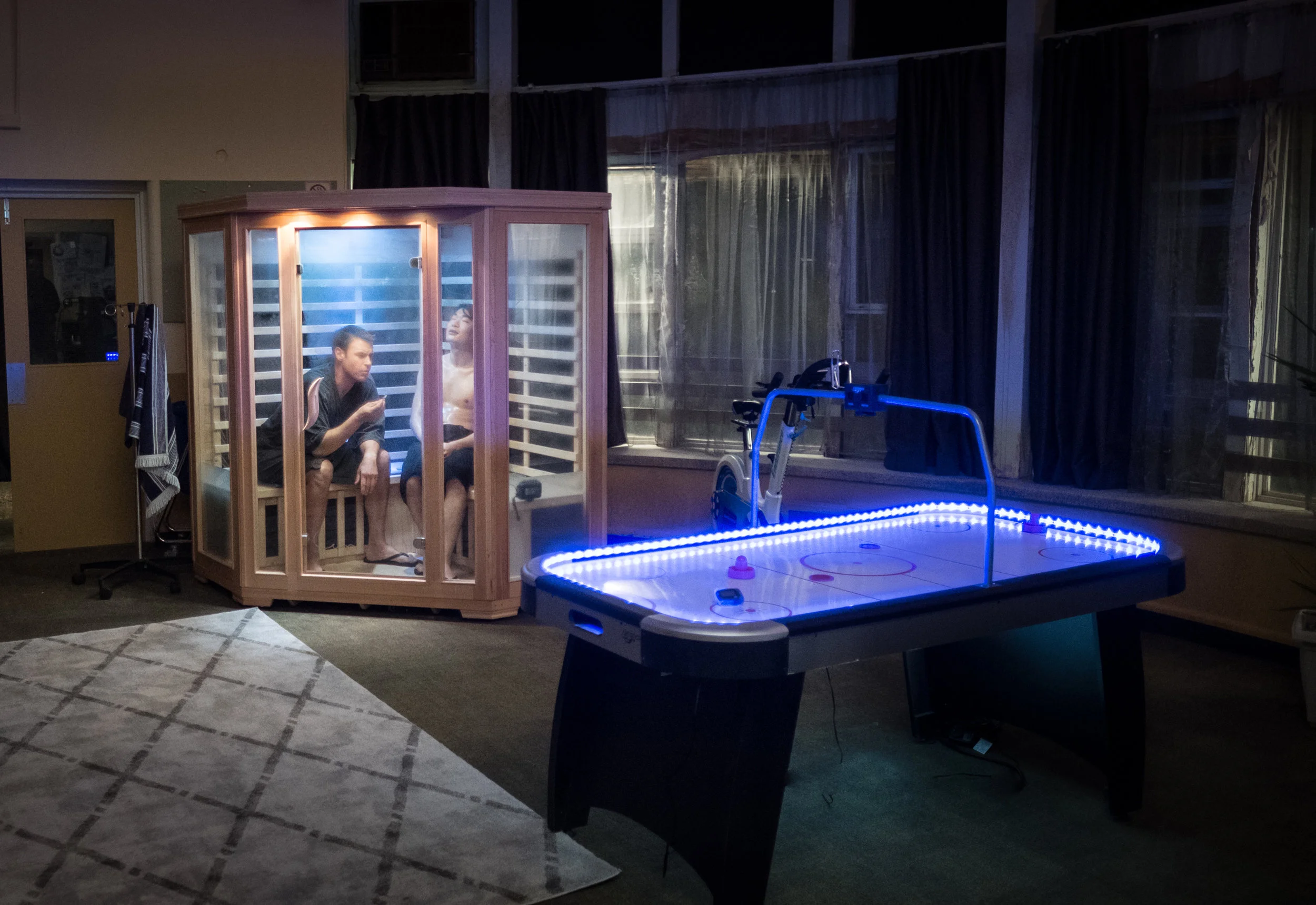 3.43.DOCTOR DOCTOR S2.Photo John Platt.35620717.jpg