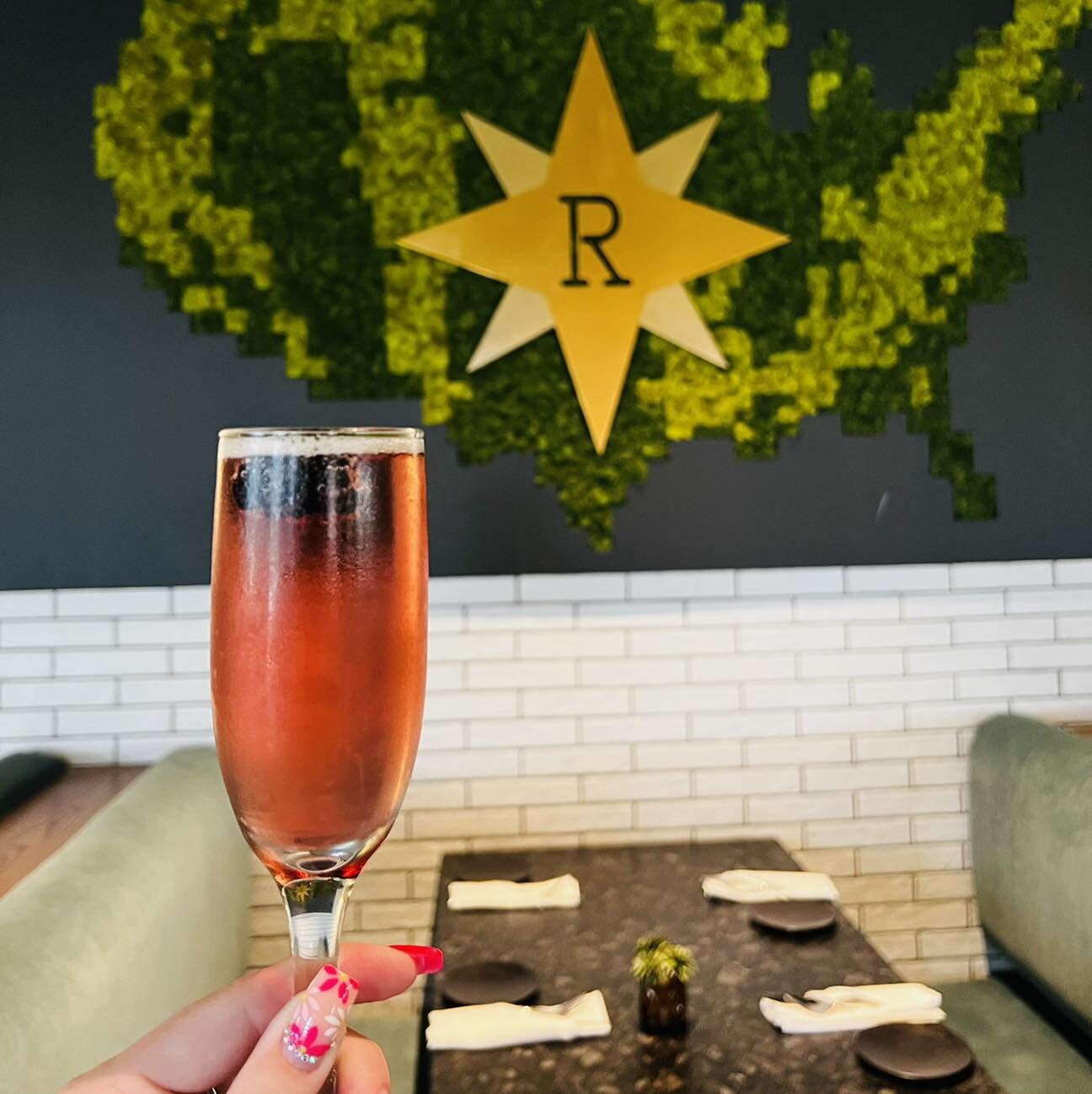 Join us this morning for brunch with a Kir Royale and live music from our favorite harpist, @lily_plays_harp!! Cheers!! 🍾🥂

#brunch 
#brunchtime 
#kirroyale 
#cheers
#harpist 
#livemusic 
#sundayfunday 
#americanrevelry 
#burlesontx