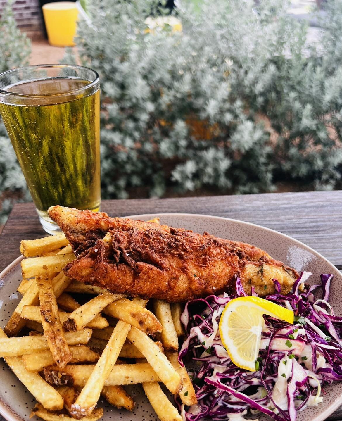 Friday feels from across the pond today - oh yum!! 🤩😋 

👉🏼 Fish &amp; Chips served with a cabbage slaw and a lemon and bell pepper dressing 

🍷 Wine Tasting &amp; Dinner next Thursday, July 27 at 6:30 - call for your reservations today!!!

#toda