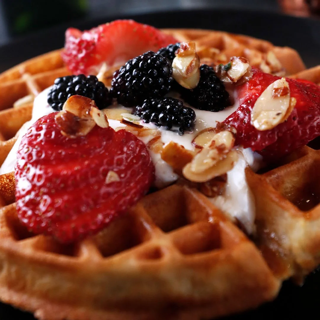 Fall for Brunch: Discover Dallas-Fort Worth’s Coziest Brunch Flavors at American Revelry