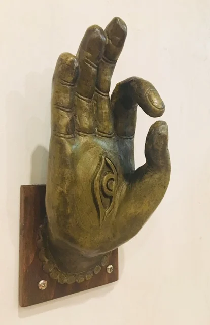 Hand-1.jpg