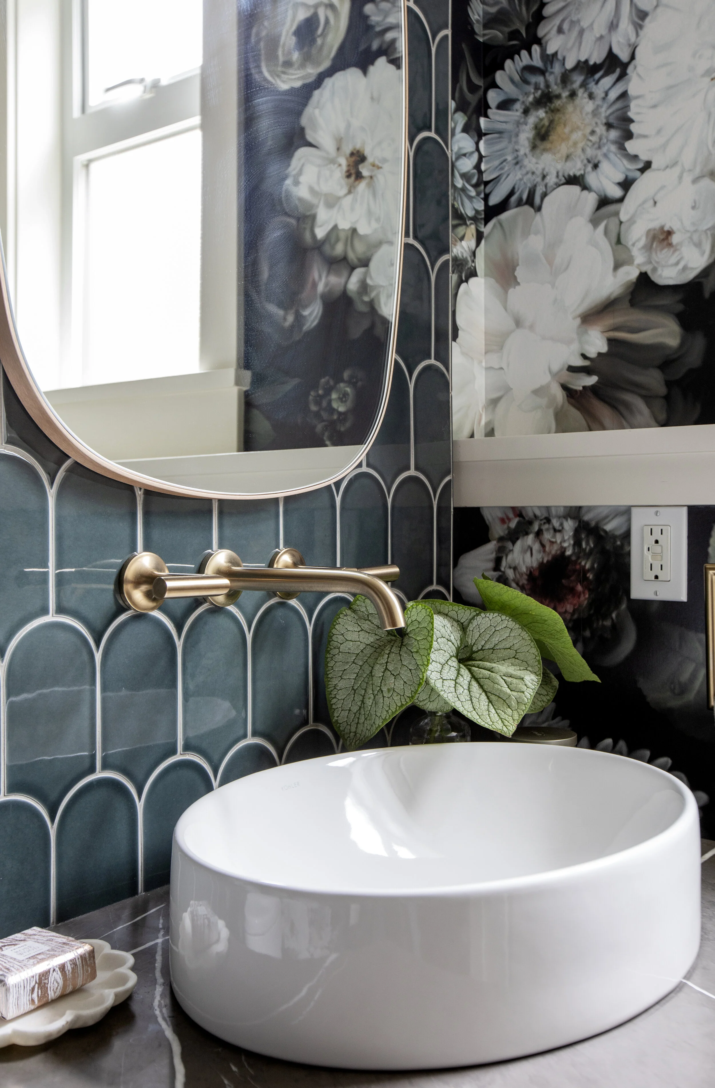 Western Living: We’re Completely Obsessed with These Tiled Bathrooms