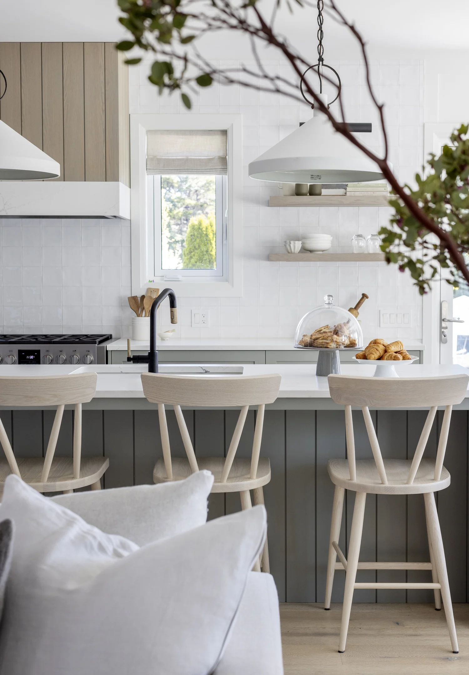 Vancouver Island Family Home — KNIGHT VARGA INTERIORS