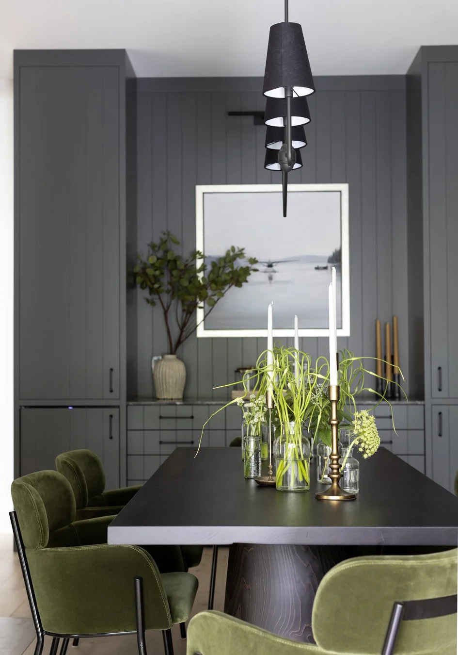 11 Lakehouse Dining Room by Knight Varga Interiors.jpg