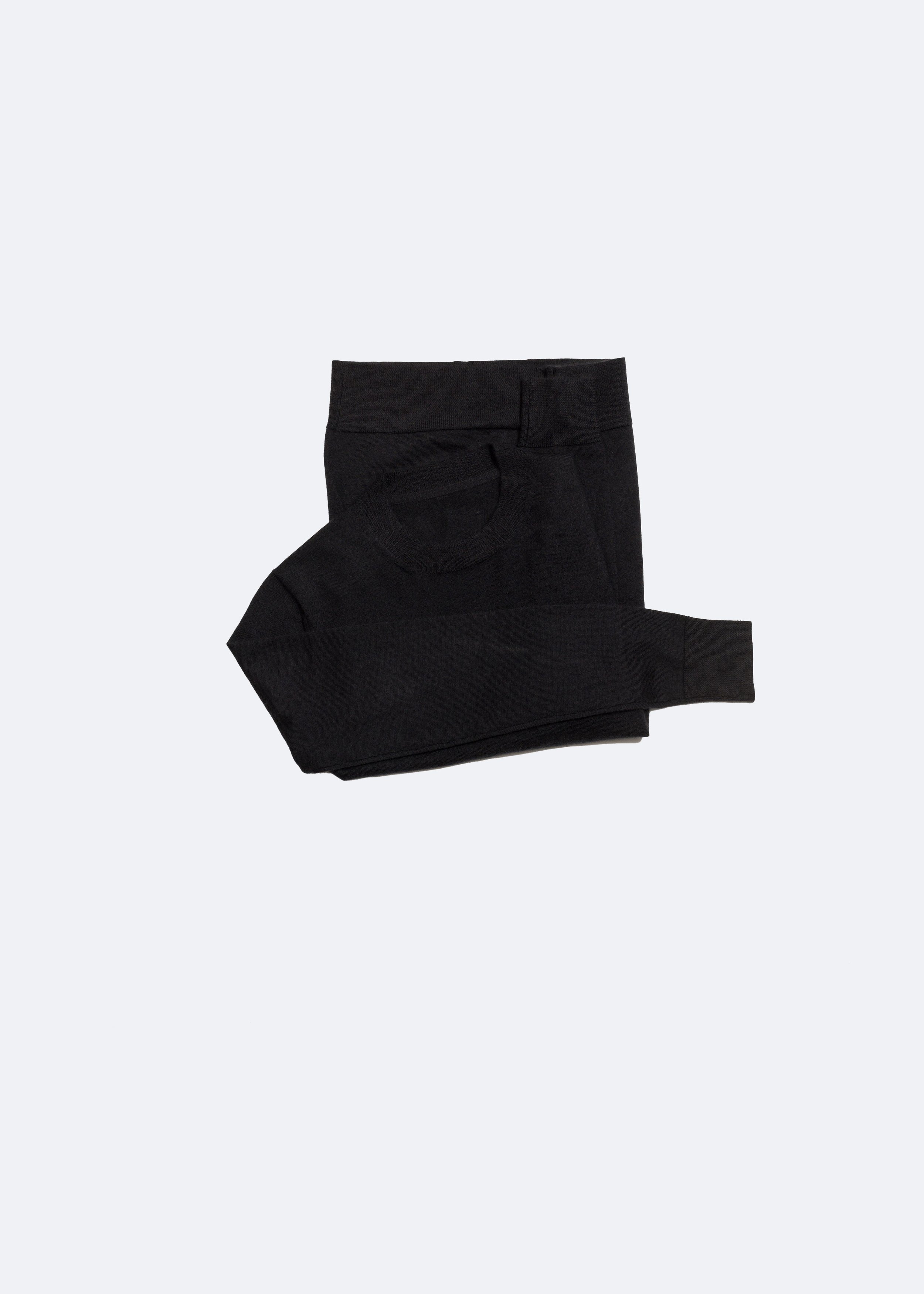 ESKE BLACK FOLDED copy.jpg