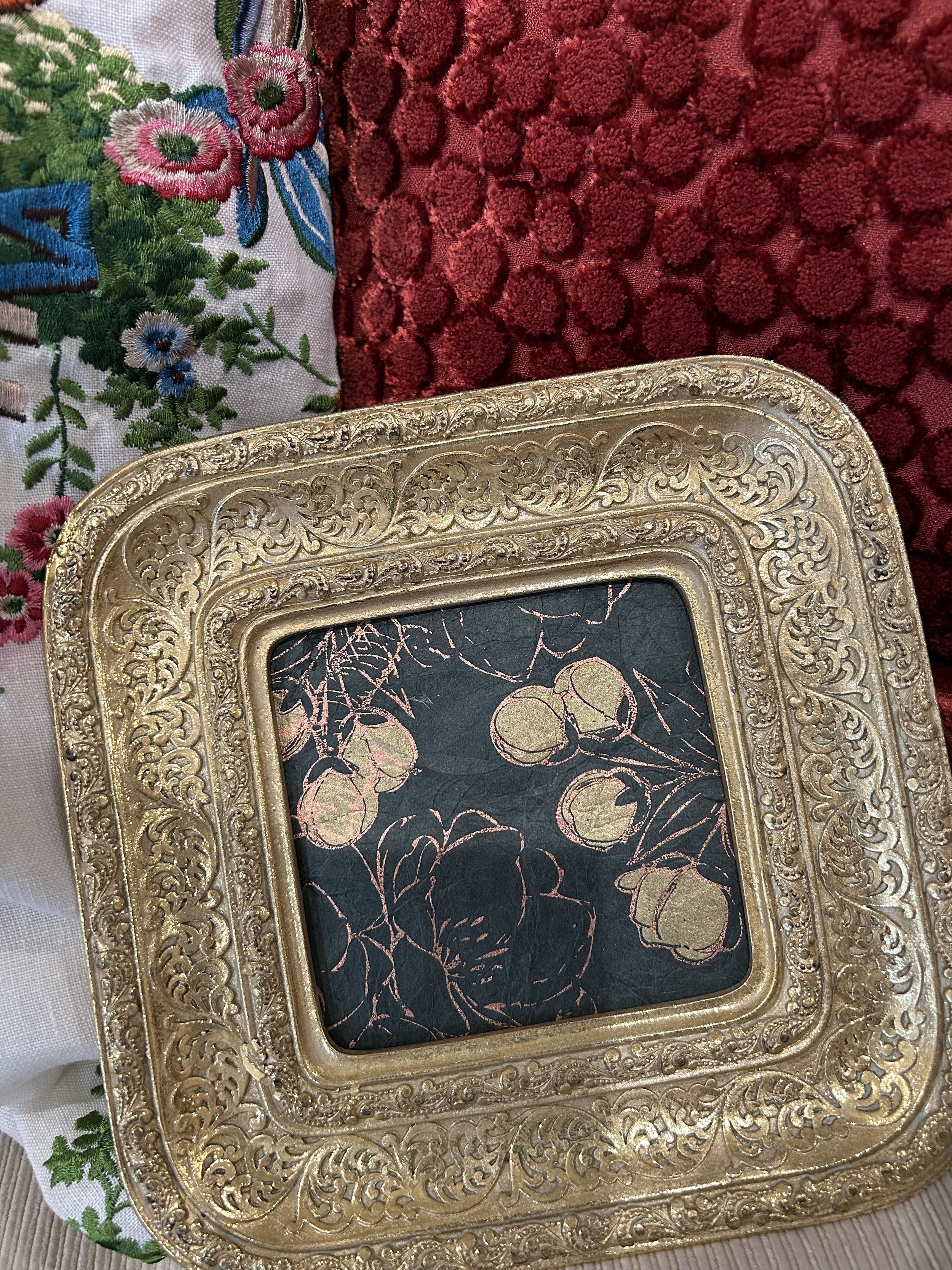 Frames by Serendipity