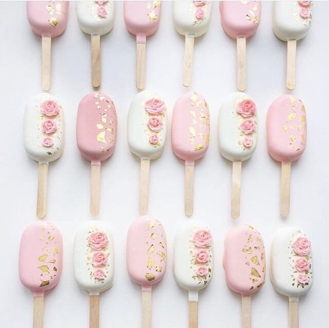 Which popsicles would you like to have at your next event?😍🥳 POP on over to Lyfetymes to plan all aspects of your party- even the treats😋 | Sign up today for free | .
.
.
#partyplanning #graduation #popsicle #popsicleseason #gourmetpopsicles #gour