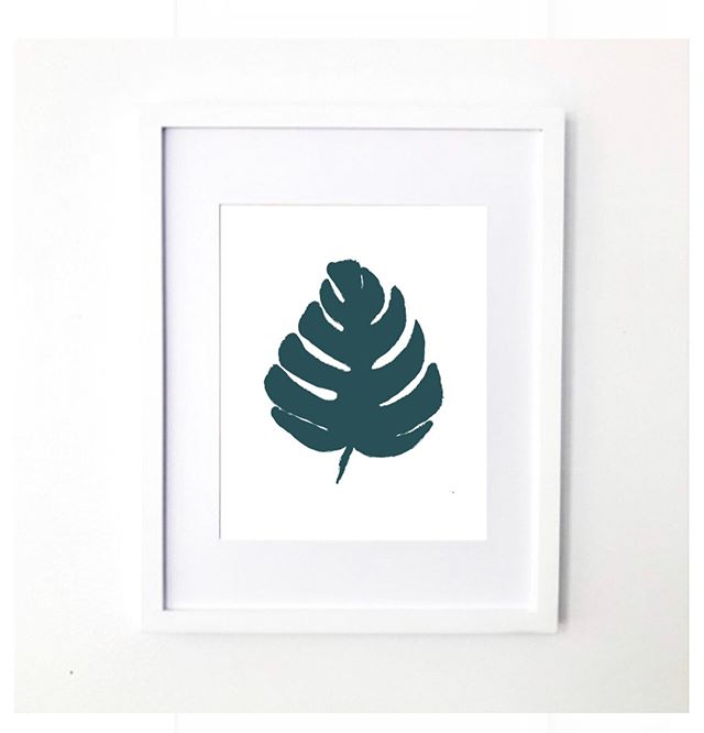 Just added this lottle Monstera leaf to my freebies section on the site! Stop in and check it out if you haven&rsquo;t gotten to already  and sign up for my newsletter to keep up with the newest creations and offers ! ⠀⠀⠀⠀⠀⠀⠀⠀⠀
⠀⠀⠀⠀⠀⠀⠀⠀⠀
⠀⠀⠀⠀⠀⠀⠀⠀⠀
⠀⠀