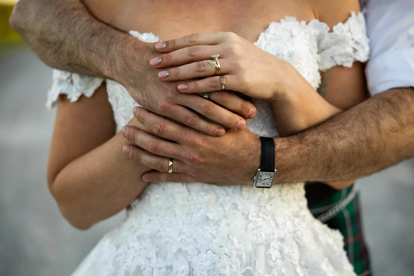 ✨ It&rsquo;s Engagement Season! ✨
That magical time of year&mdash;from late November through February&mdash;when cozy nights, holiday sparkle, and time spent with loved ones create the perfect backdrop for popping the big question. ❄️💍

Why does eve