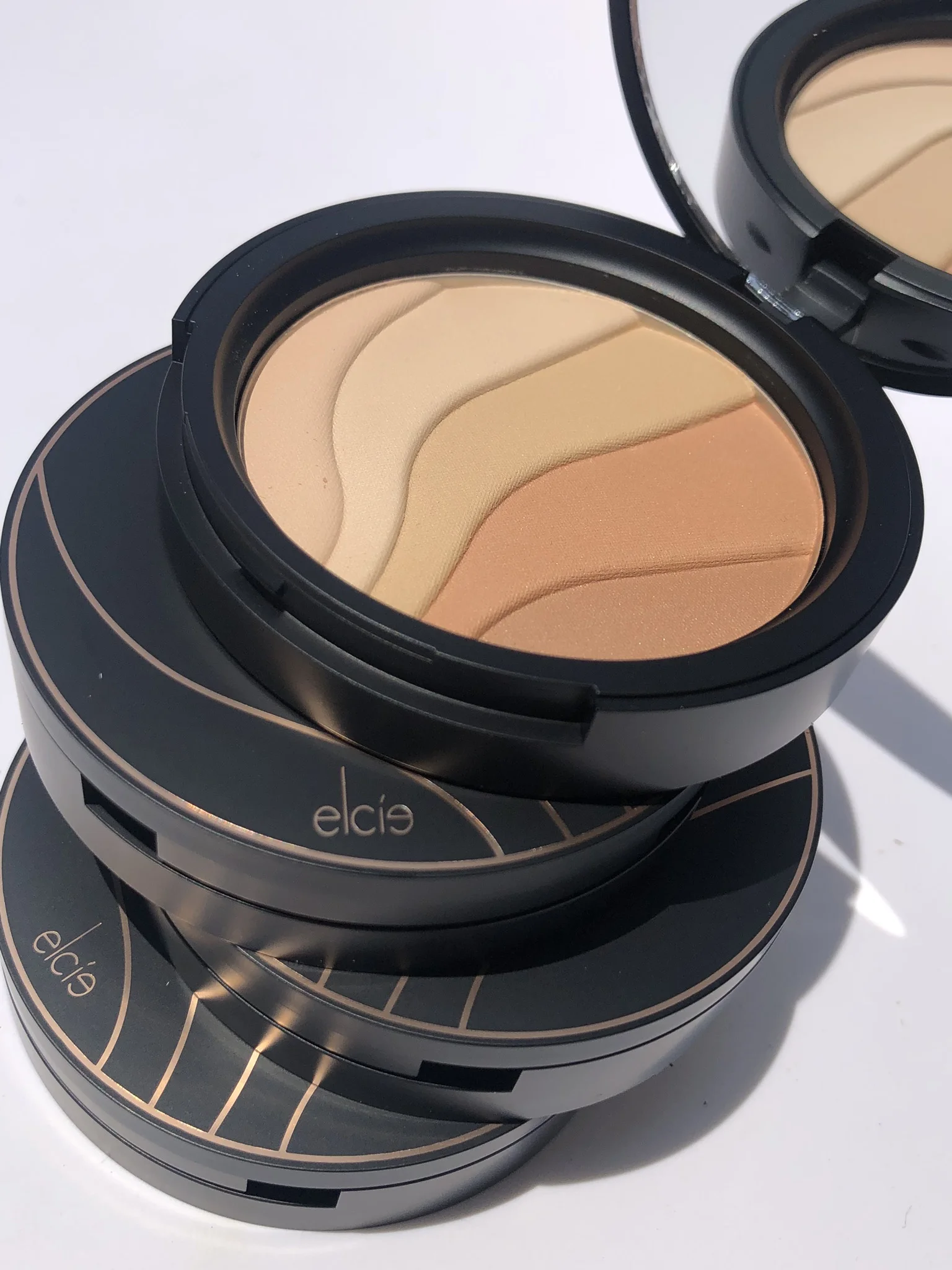 Elcie Launches Sheer Pressed Setting Powders