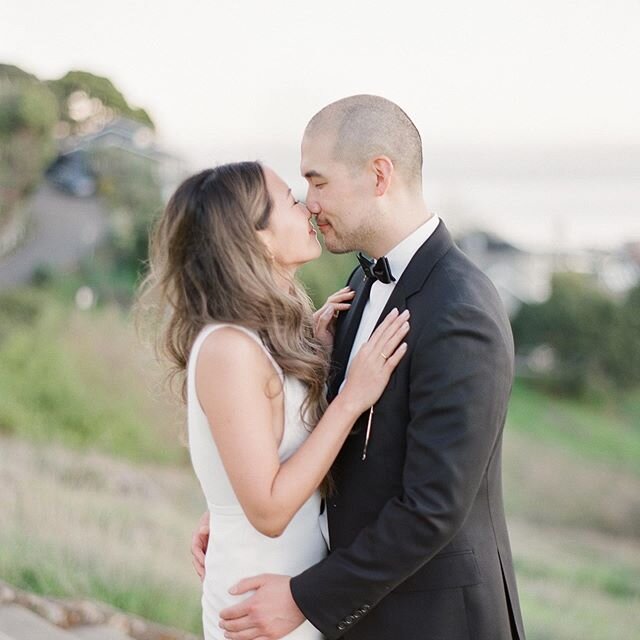 💕 .
.
.
.

#photography #photographer #weddingphotography #weddingphtographer  #sfwedding #sanfranciscowedding #sfweddingphotographer #californiawedding #californiaweddingphotographer #bayareaweddingphotographer #bayareawedding#sanfranciscophotograp