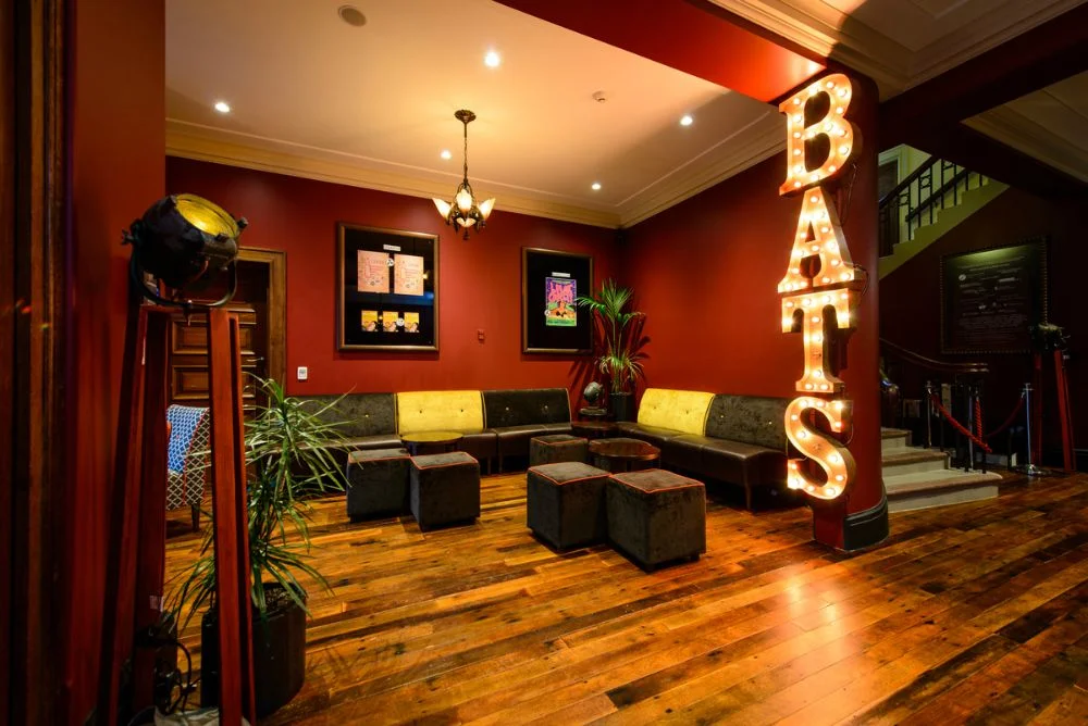 Batts+lounge+resized.jpg