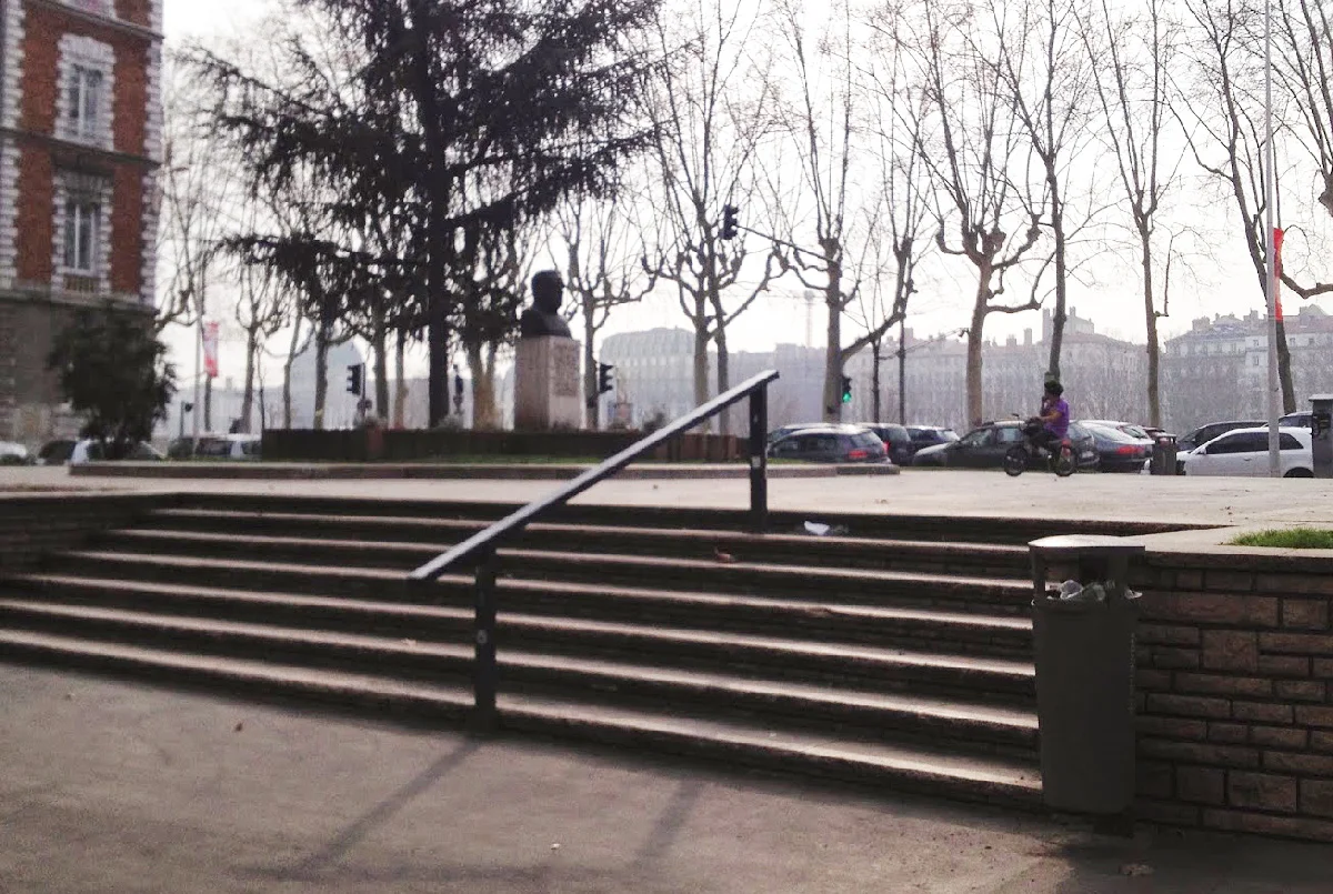 10_charles_collet_bigger_spin.jpg