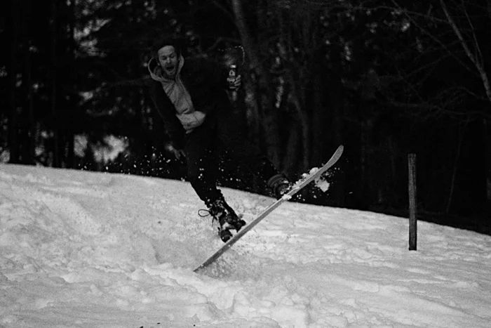 Photo lâchement piquée en dernière minute à A Propos Skatemag, cliquez pour leur interview de Paul !