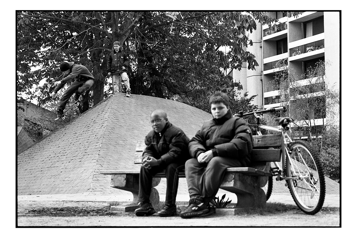 Dennis Busenitz, ollie à Créteil en 2001. Ph.: Benjamin Deberdt