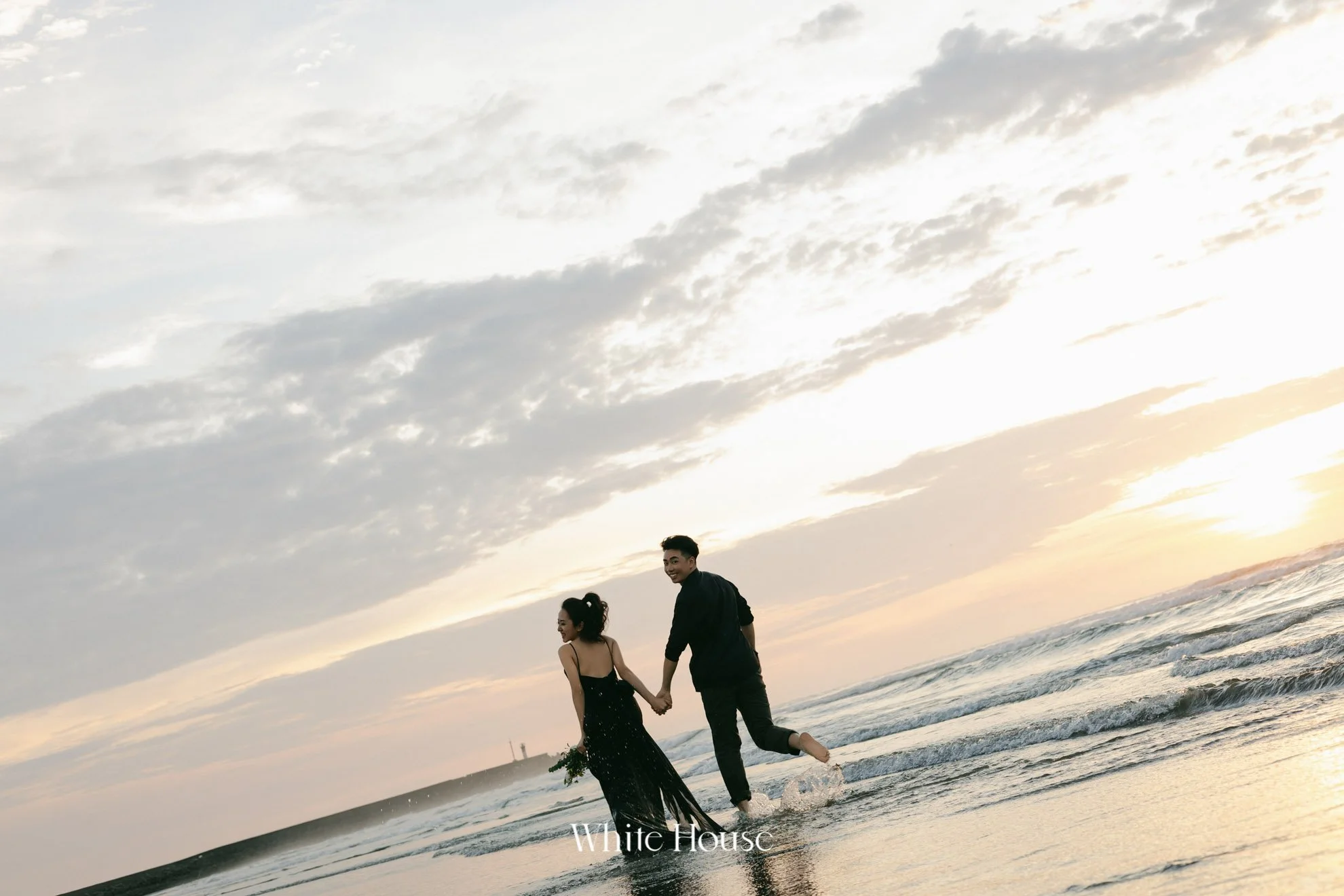 婚紗照風格推薦八：海邊婚紗