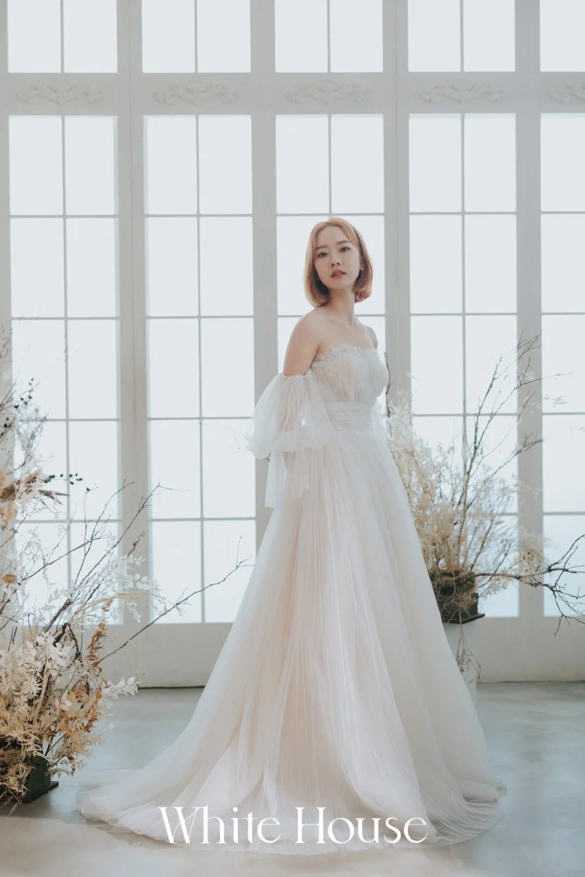 白宮婚紗-2023輕婚紗系列 (2).jpg