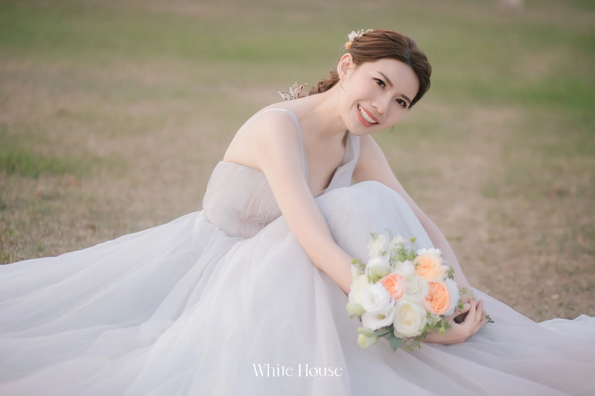 韓式婚紗照特色四：自然妝容與髮型，呈現不造作之美