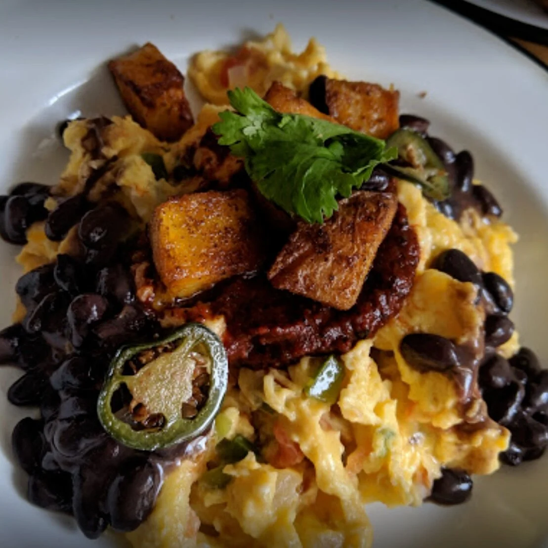 Cheri Paloma: A little mexican themed bistro with tasty food and cocktails.