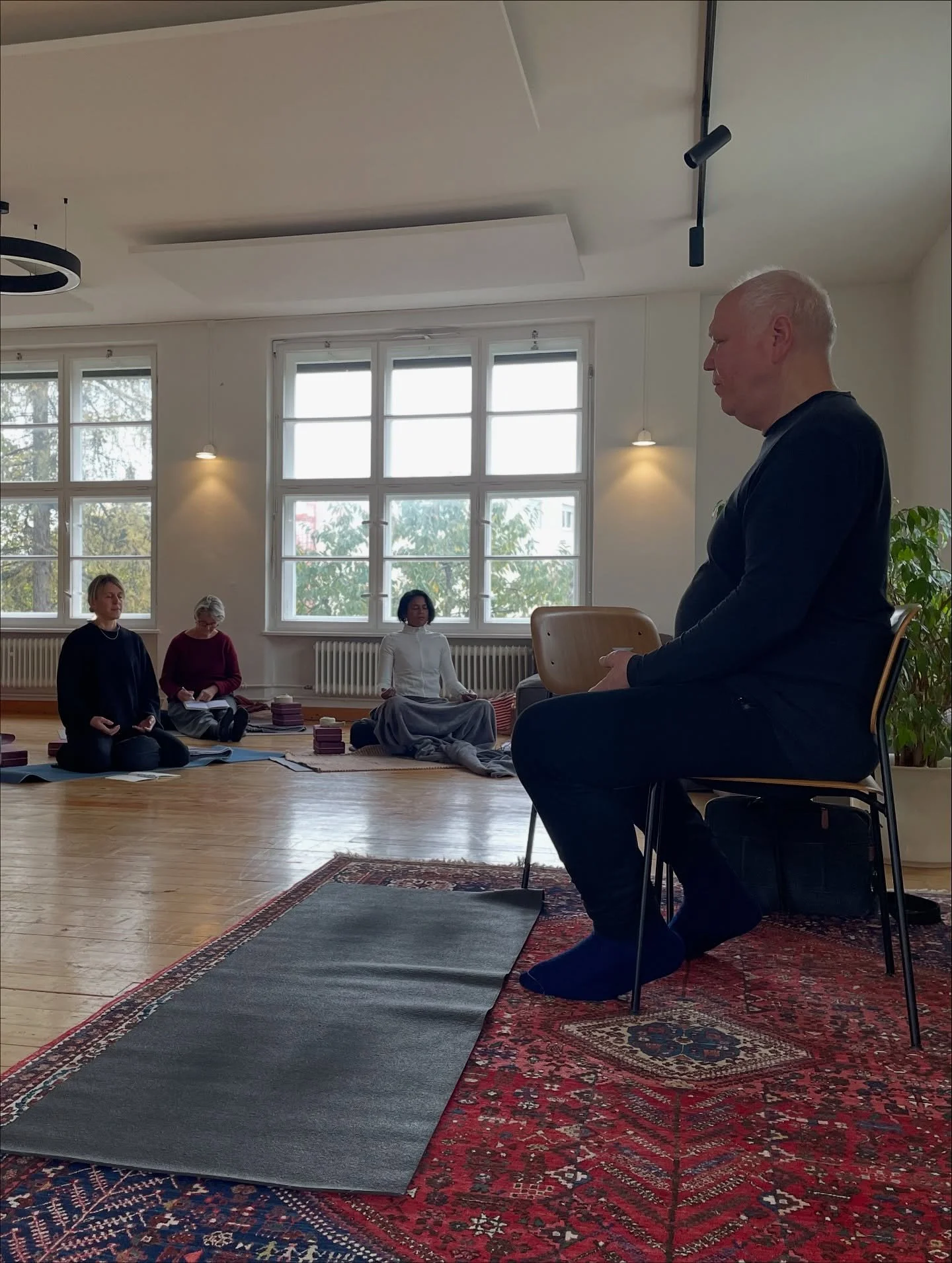 @maxstromofficial &ldquo;Breathe to Heal&rdquo; Workshop &ndash; ein Wochenende, das nachwirkt.

Manches l&auml;sst sich kaum in Worte fassen &ndash; dieses Wochenende geh&ouml;rt dazu.
Wir haben tief geatmet, losgelassen, zugeh&ouml;rt und gesp&uuml