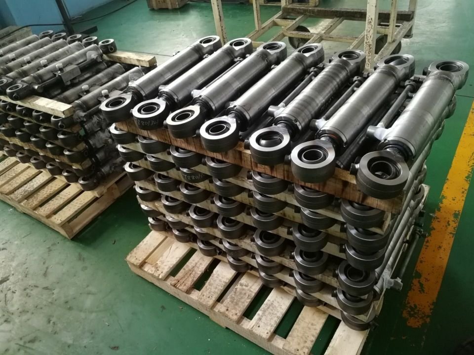 welded cylinders.jpg